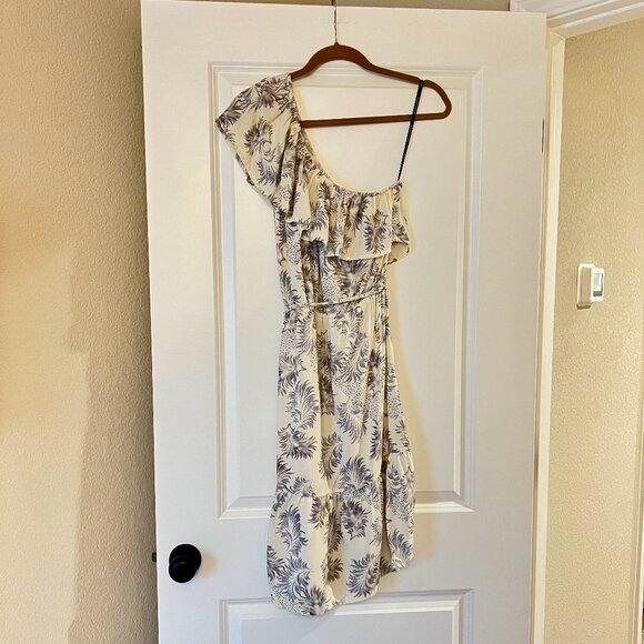 Warehouse Palm Leaf White Purple One Shoulder Tropical Dress ASO Kate Middleton - Picture 6 of 7